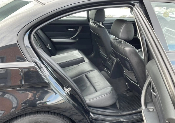 BMW Seria 3 cena 29900 przebieg: 221364, rok produkcji 2012 z Mosina małe 79